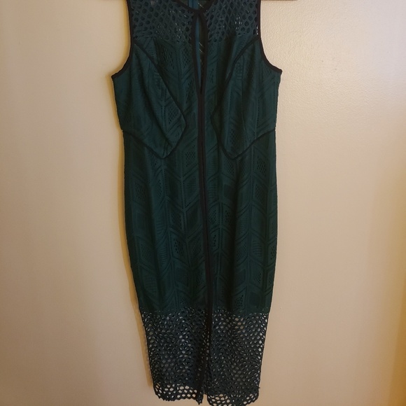 Dress - Picture 2 of 2